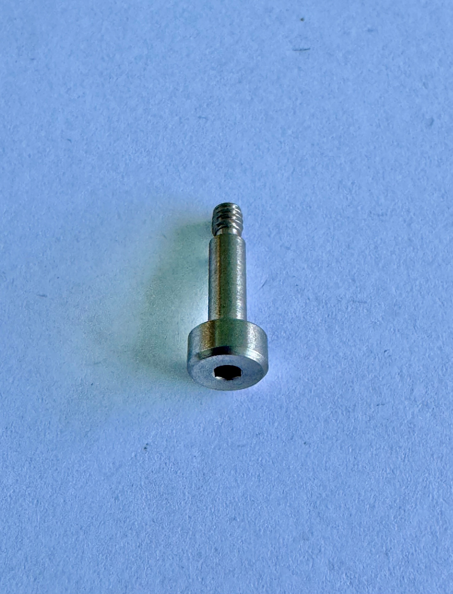 4-40 X 1/8 X 3/8 SHOULDER BOLT [AA6319]