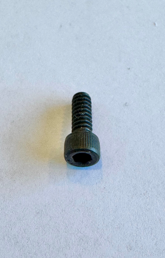 BOLT 6-32 X 3/8 SHCS BLACK [AA6731]