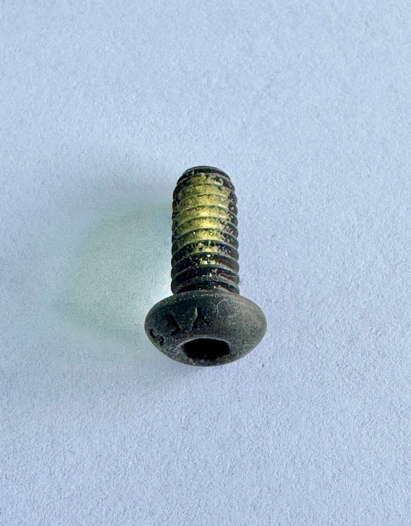 BOLT 1/4-20 X 5/8 BSHCS W/ NYLON PIN (BLACK OXIDE) [AA6804]