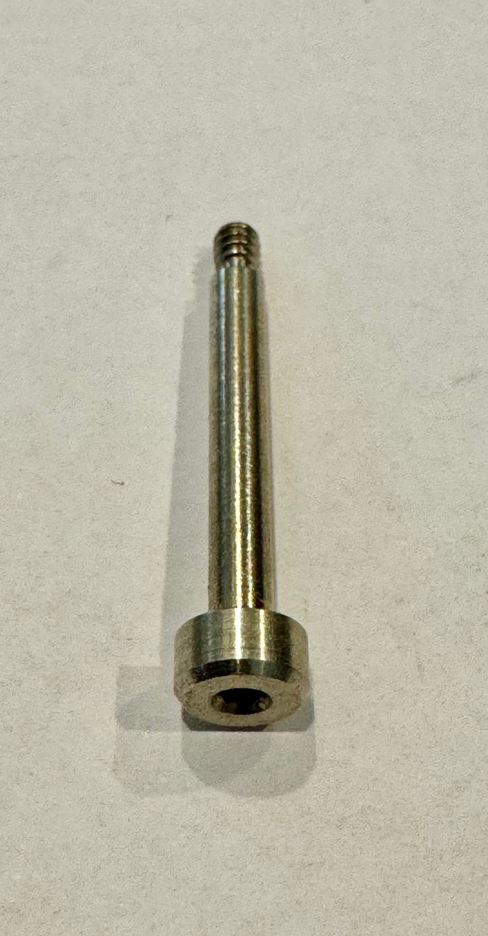 BOLT 4-40 X 1/8 X 7/8 SHOULDER [AA6902]