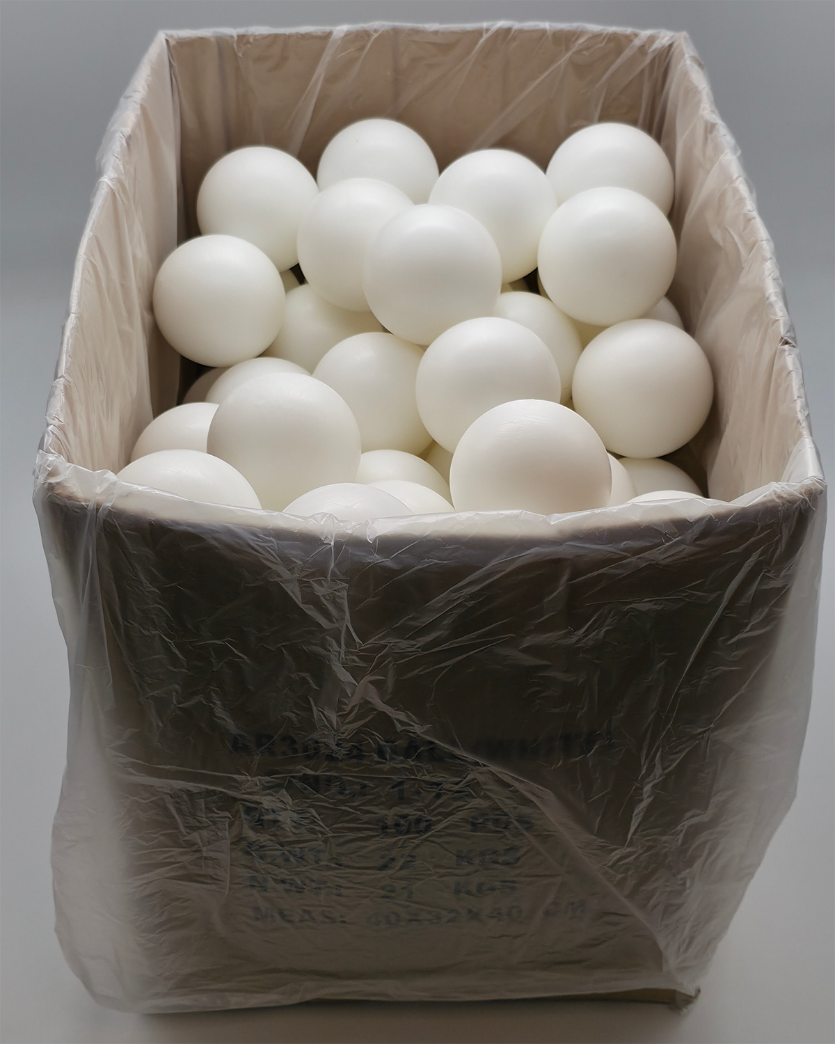 BALL 3" WHITE (POLYPROPYLENE) ICE BALL [AR3024]