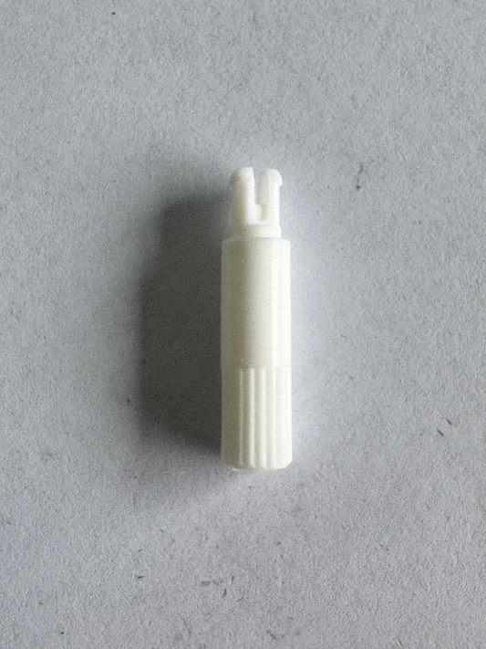 POT TRIM SHAFT W/PT  2309 (ISKRA IP15-22 WHITE  IP15ND) (PIHER 5214  PT-15  2 BLACK) (PIHER 5214CREAM) [E02402]