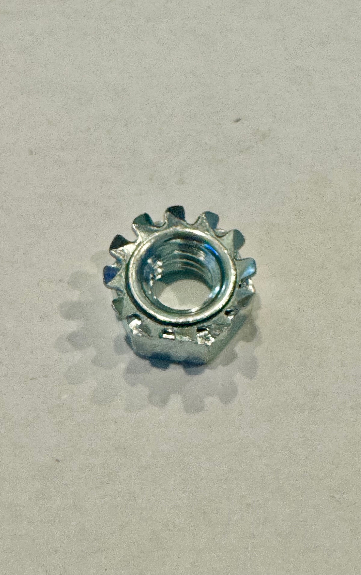 NUT 1/4-20 KEPS [PC60614]