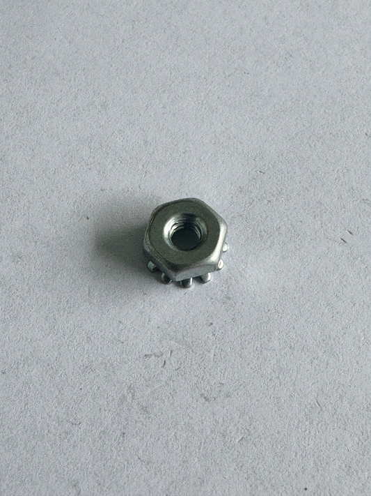 NUT 6-32 KEPS [SK624]