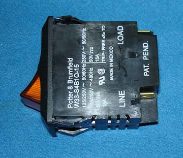 SWITCH/CIRCUIT BREAKER 15AMP (W33-S4N1Q-15) [E08522] for ICE game(s)