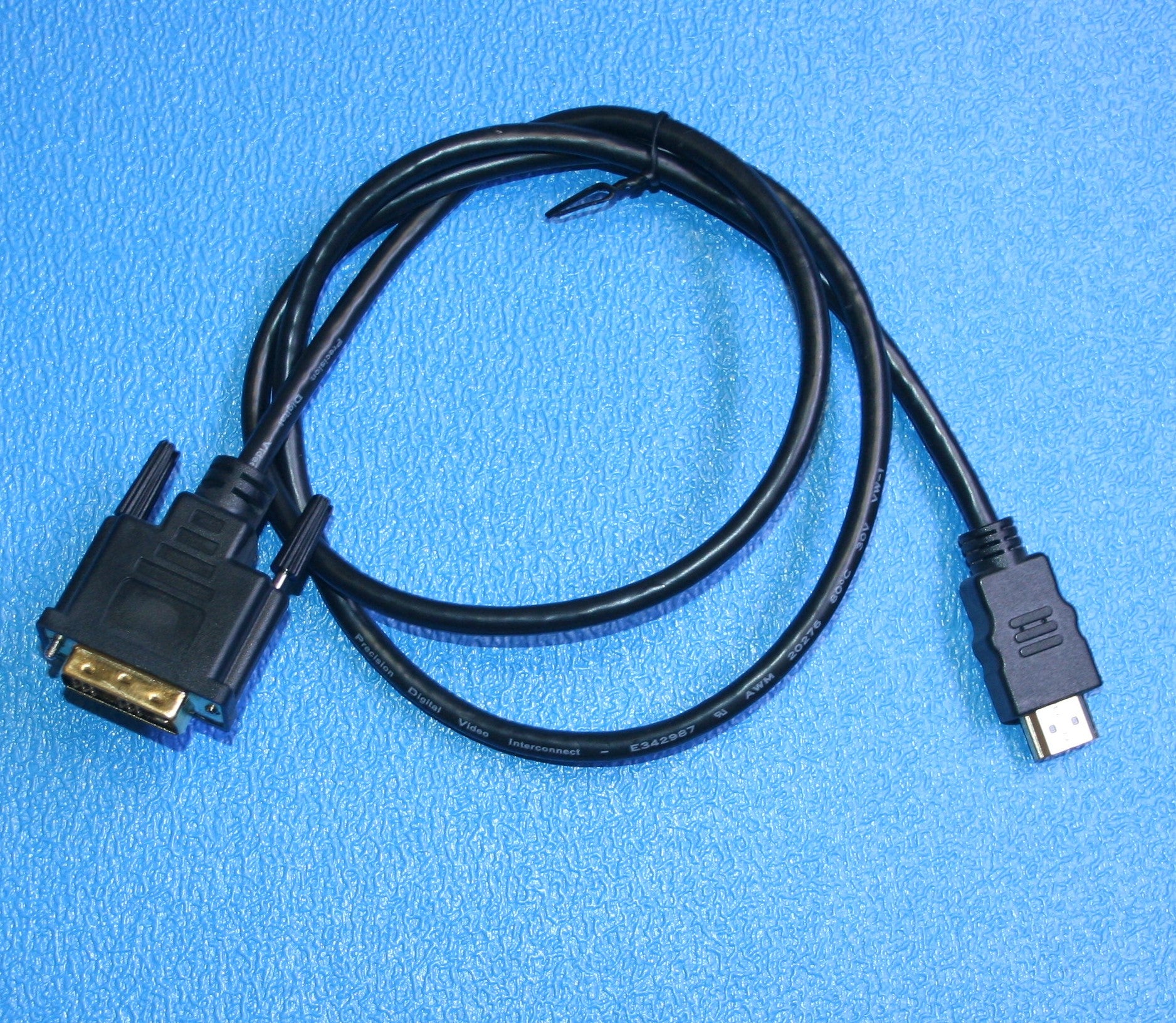 CABLE VIDEO HDMI TO DVI 3 FT ( [E01466] for ICE game(s)